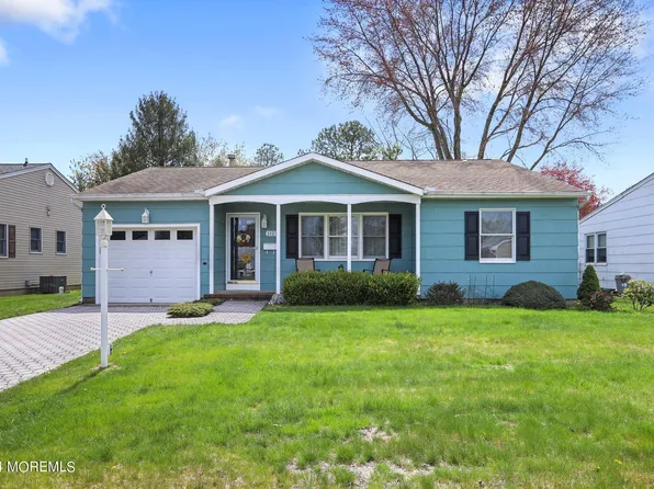 1127 Edgebrook Drive S, Toms River, NJ 08757