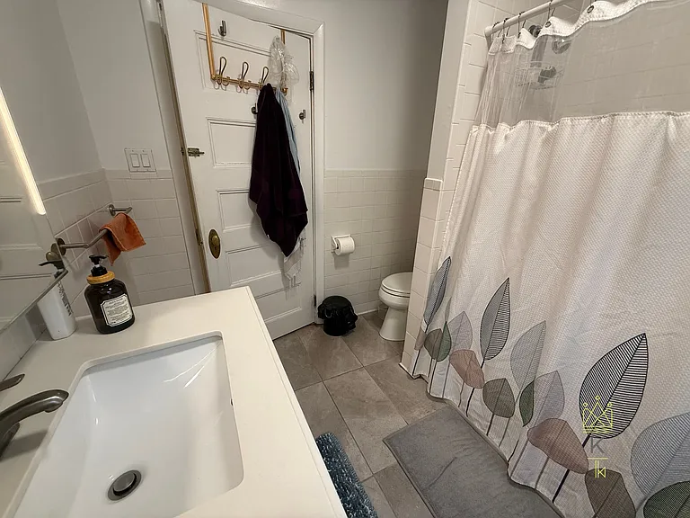 10 Park St #1 — Photo 12