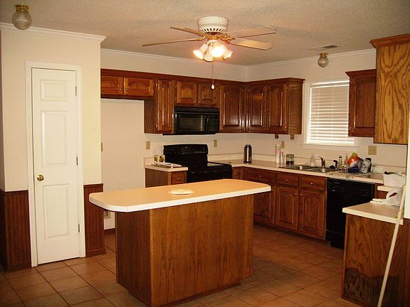 Kitchen with island