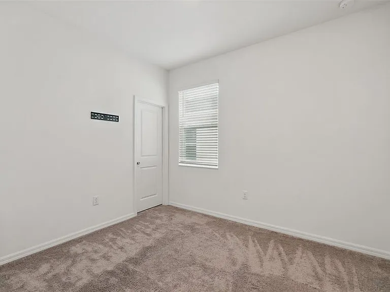 1187 Papaya Cir — Photo 28