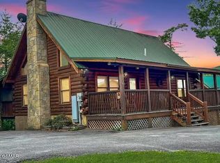 532 Chickasaw Gap Way, Pigeon Forge, TN 37863