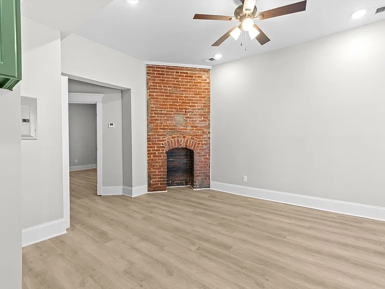 1343 S Preston St — Photo 4