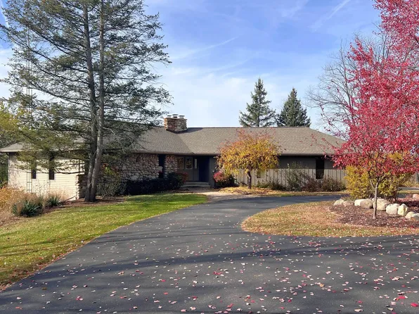 10008 M 52, Perry, MI 48872
