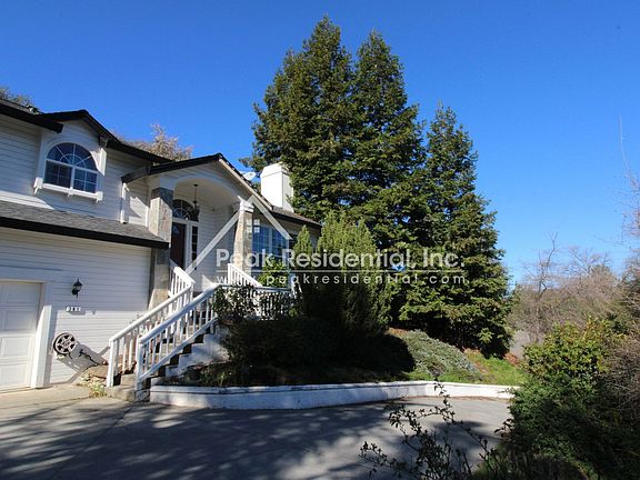 3rd image of 201 Swenson Ct