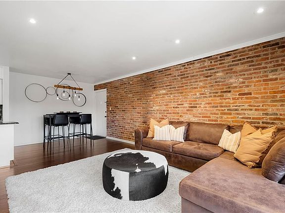 4th image of 1020 Margarite Dr APT H