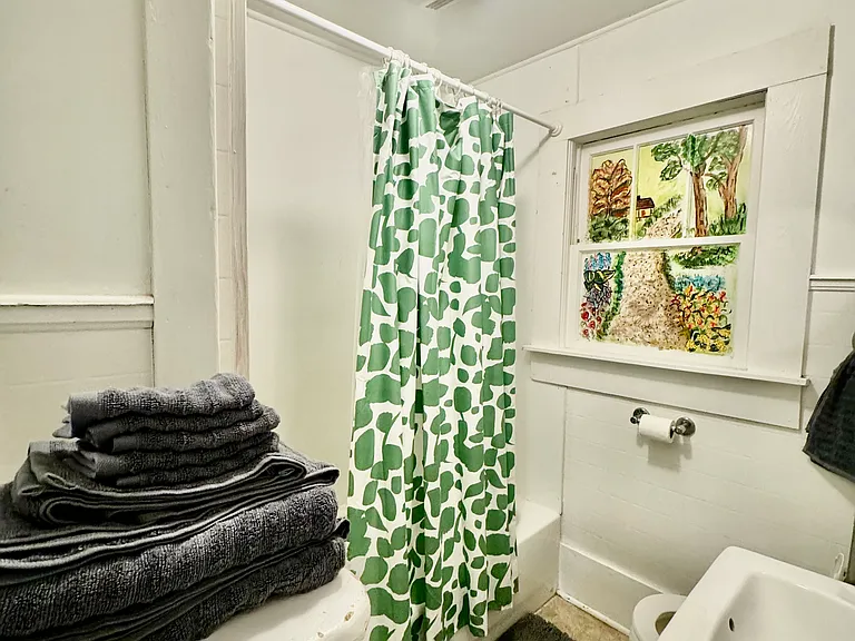 251 Byrd Ave — Photo 7