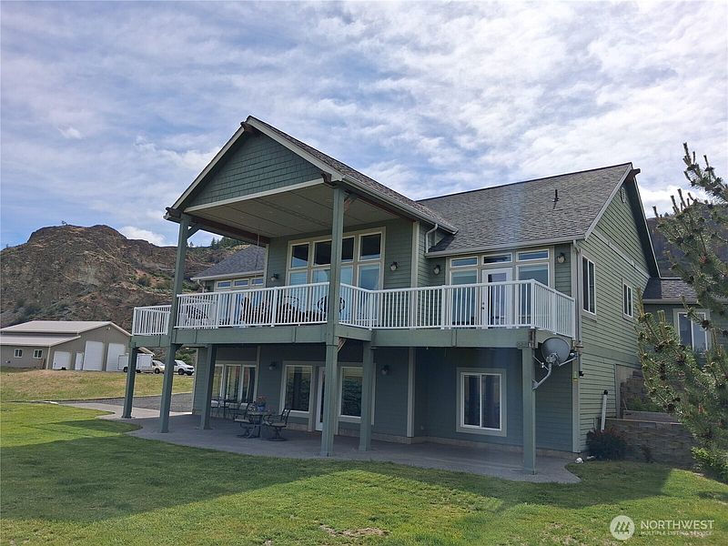 5th image of 55776 Bay Area Drive
