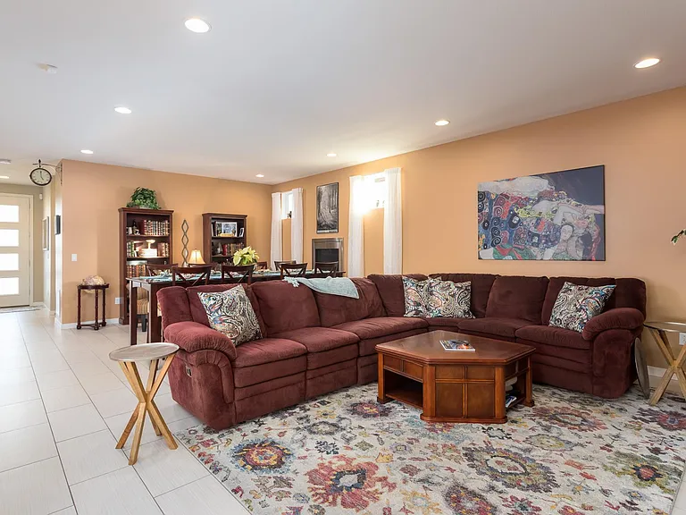 9606 Dunning Cir — Photo 5