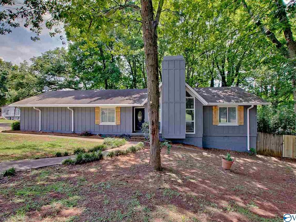1st image of 1019 Branscomb Cir SE