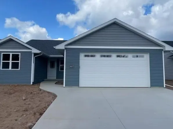 1517 LIBERTY AVENUE, Neenah, WI 54956