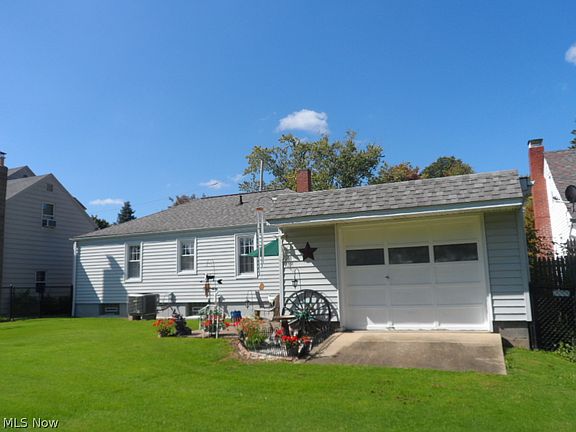 4th image of 589 Aletha St