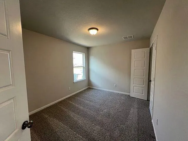 2152 Meridian Loop — Photo 8