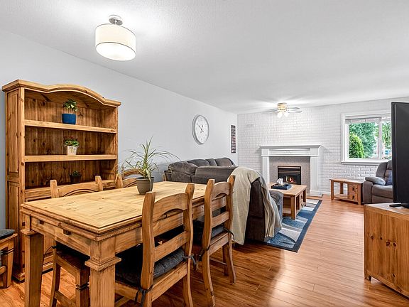 3rd image of 33675 Marshall Rd #307