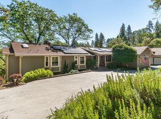 19131 Hummingbird Dr, Penn Valley, CA 95946