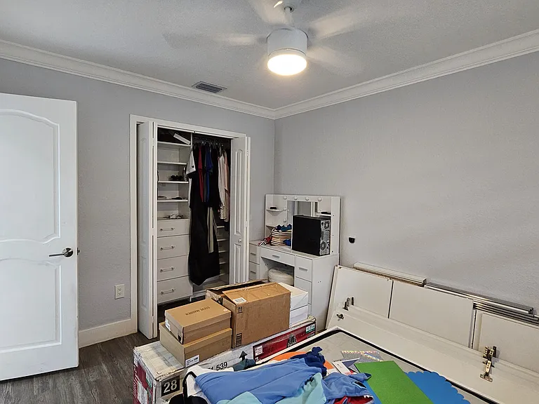 5815 NW 5th St — Photo 24