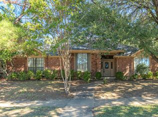 3704 Westview Dr, Bedford, TX 76021