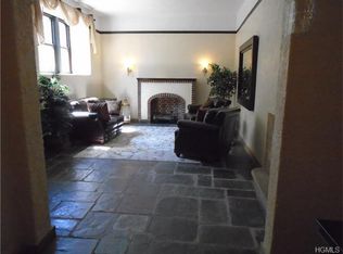 36 Pondfield Rd W APT 4A, Bronxville, NY 10708