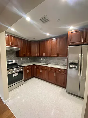 Rented by Brooklyn Real Inc | media 11