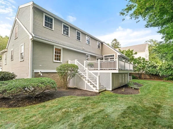 4 Churchill Rd, Winchester, MA 01890