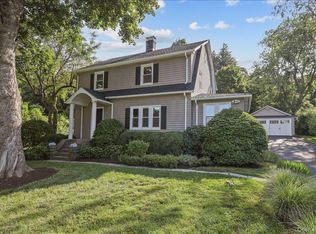 13 Washburn Road, Mount Kisco, NY 10549