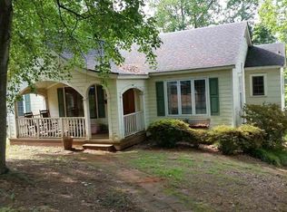 12 N Park Dr, Greenville, SC 29609