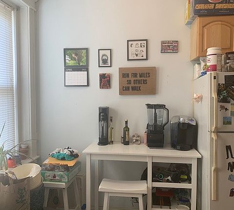 4th image of 1637 Commonwealth Ave APT 17
