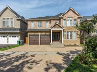 4911 Maxine Pl, Mississauga, ON L4Z4H7