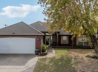 10906 E 95th St N, Owasso, OK 74055