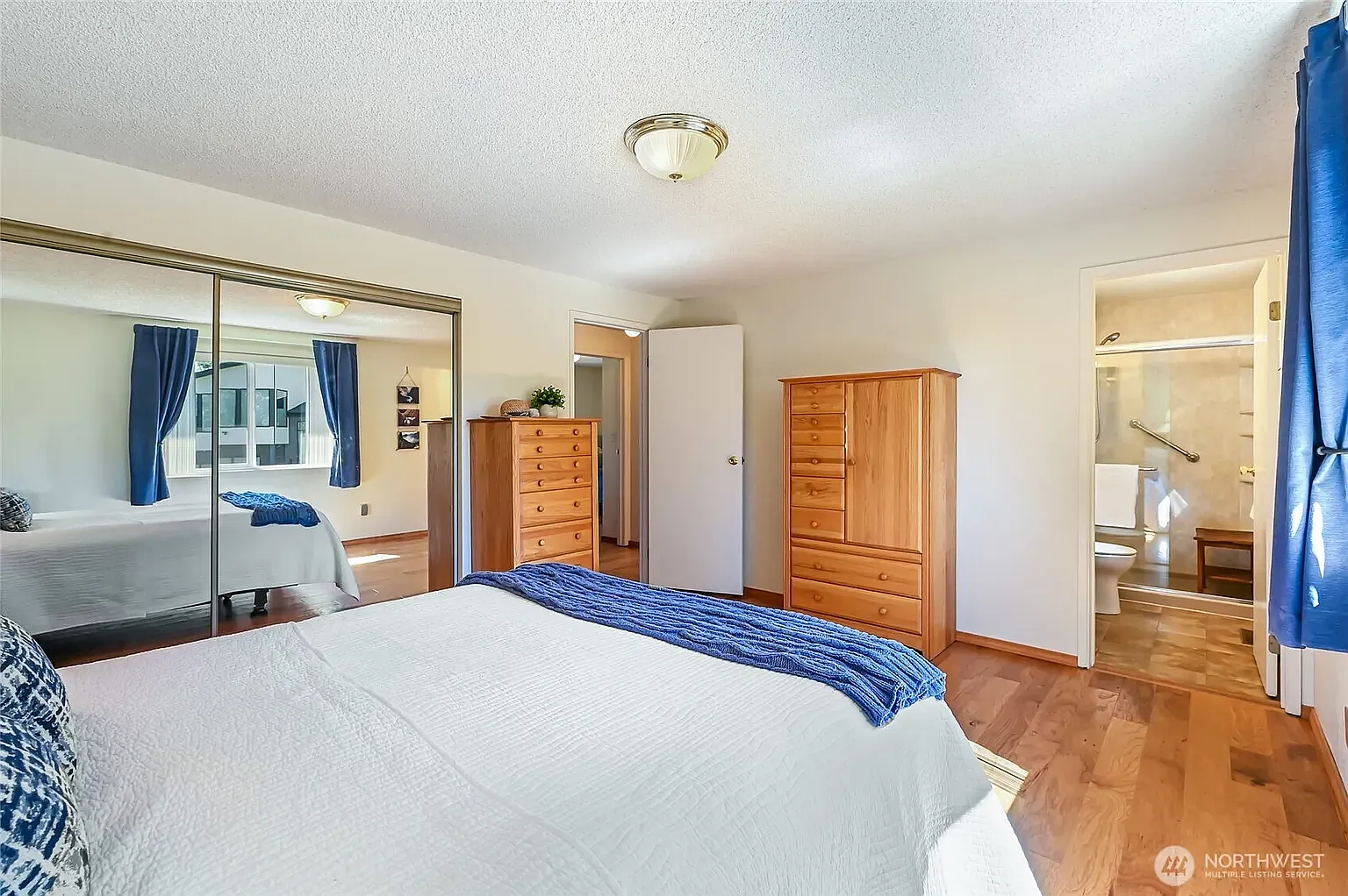 4 bed, 1760 sqft, $1,200 — Photo 3
