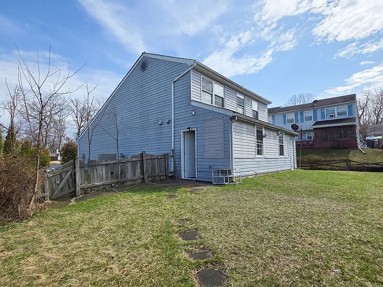 4 Aldeburgh Ct — Photo 26
