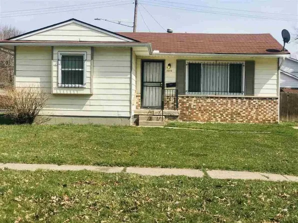 5914 Cloverlawn Dr, Flint, MI 48504