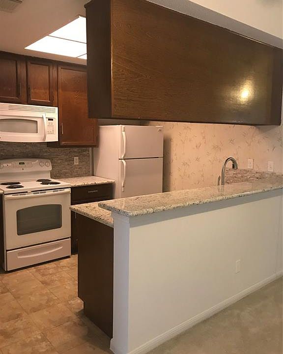 1st image of 11711 Memorial Dr APT 522