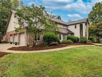 1504 Heathcliff Rd, High Point, NC, 27262