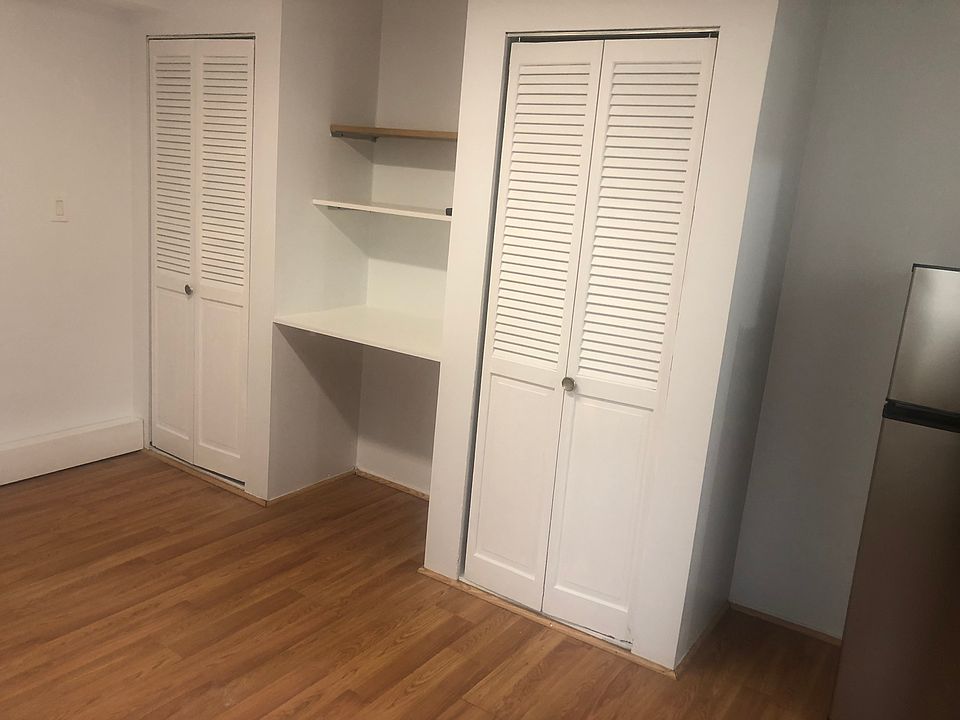 1st image of 21 Deerhaunt Dr #2