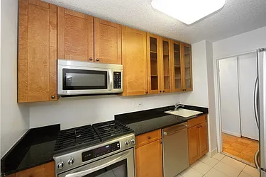 Rented by Manhattan Skyline