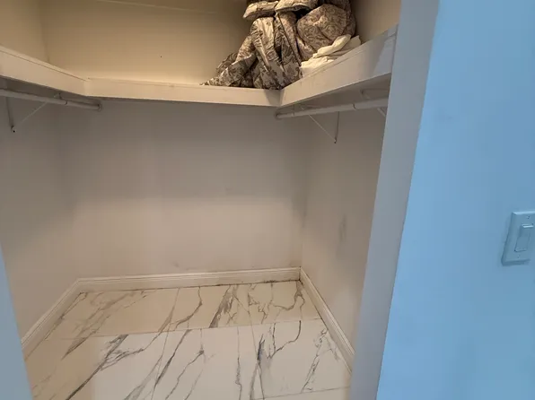 845 NW 122nd St #1, Miami, FL 33168