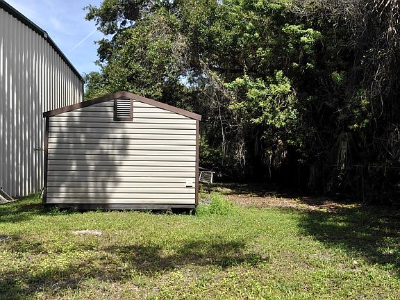 5th image of 11220 Inglewood Dr