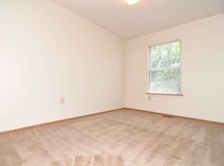 8024 Strawberry Hill Rd, Lewis Center, OH 43035