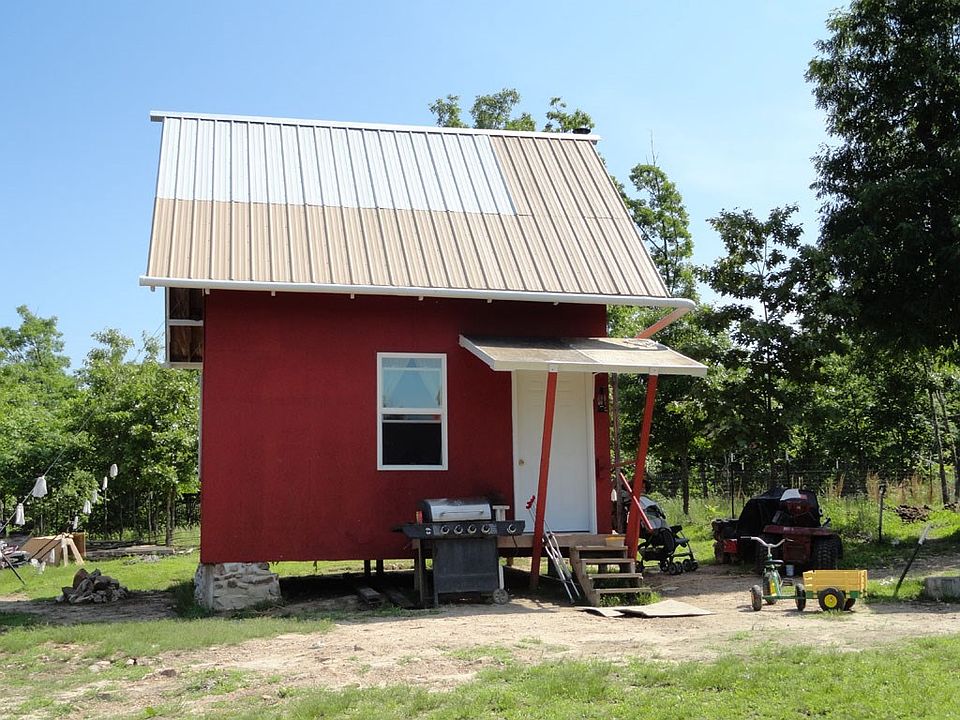 1st image of 1276 Private Lane 550