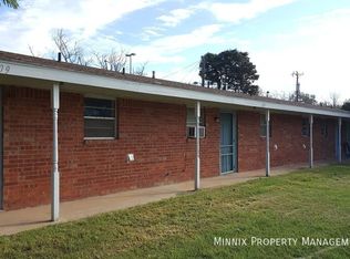 707 4th St, Idalou, TX 79329