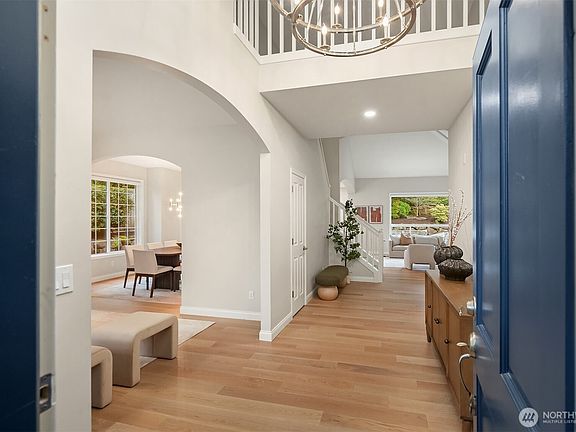 3rd image of 24865 NE 2nd Court