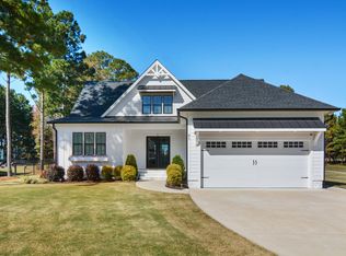 91 Independence Dr, Smithfield, NC 27577