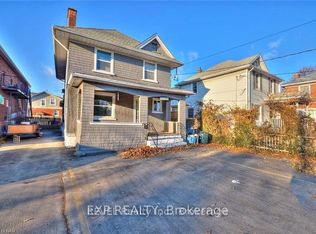 37 York St, Saint Catharines, ON L2R 6C2