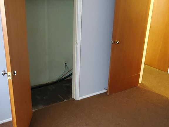 5th image of 182 Jacolyn Dr NW