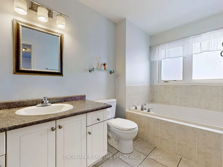 2030 Bur Oak Ave — Photo 5