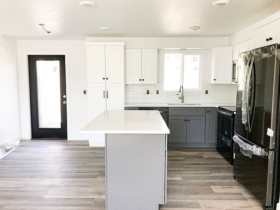 2nd image of 10819 E Nora Ave
