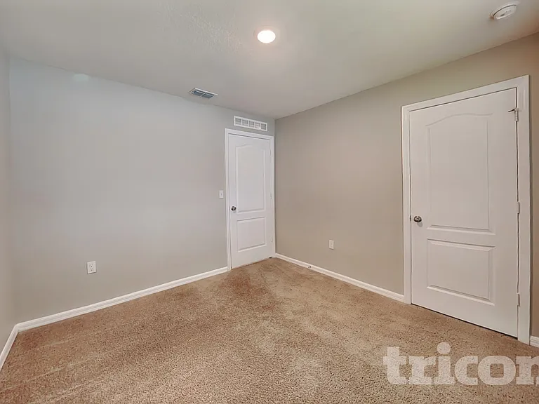 443 Underwood Trl — Photo 14