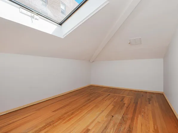 3225 Shore Parkway image 22 of 27