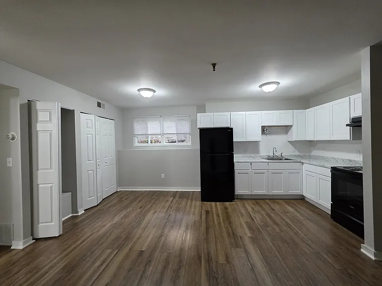 140 Sheffield Ave #2 — Photo 3