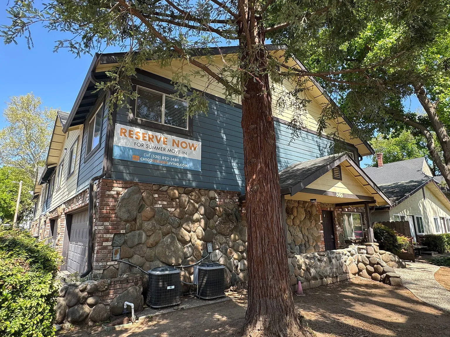 848 W 1st Street — Photo 1